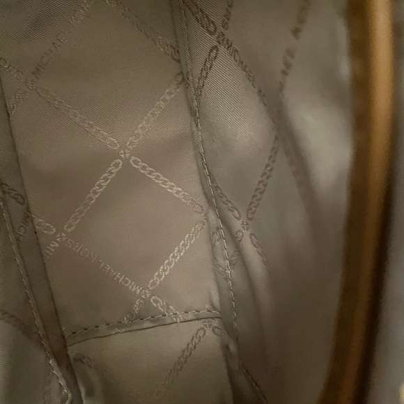 Michael Kors, small bag. - Picture 10 of 12